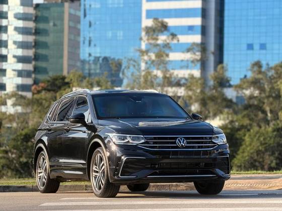 VOLKSWAGEN TIGUAN 2.0 300 TSI GASOLINA ALLSPACE R-LINE AUTOMÁTICO